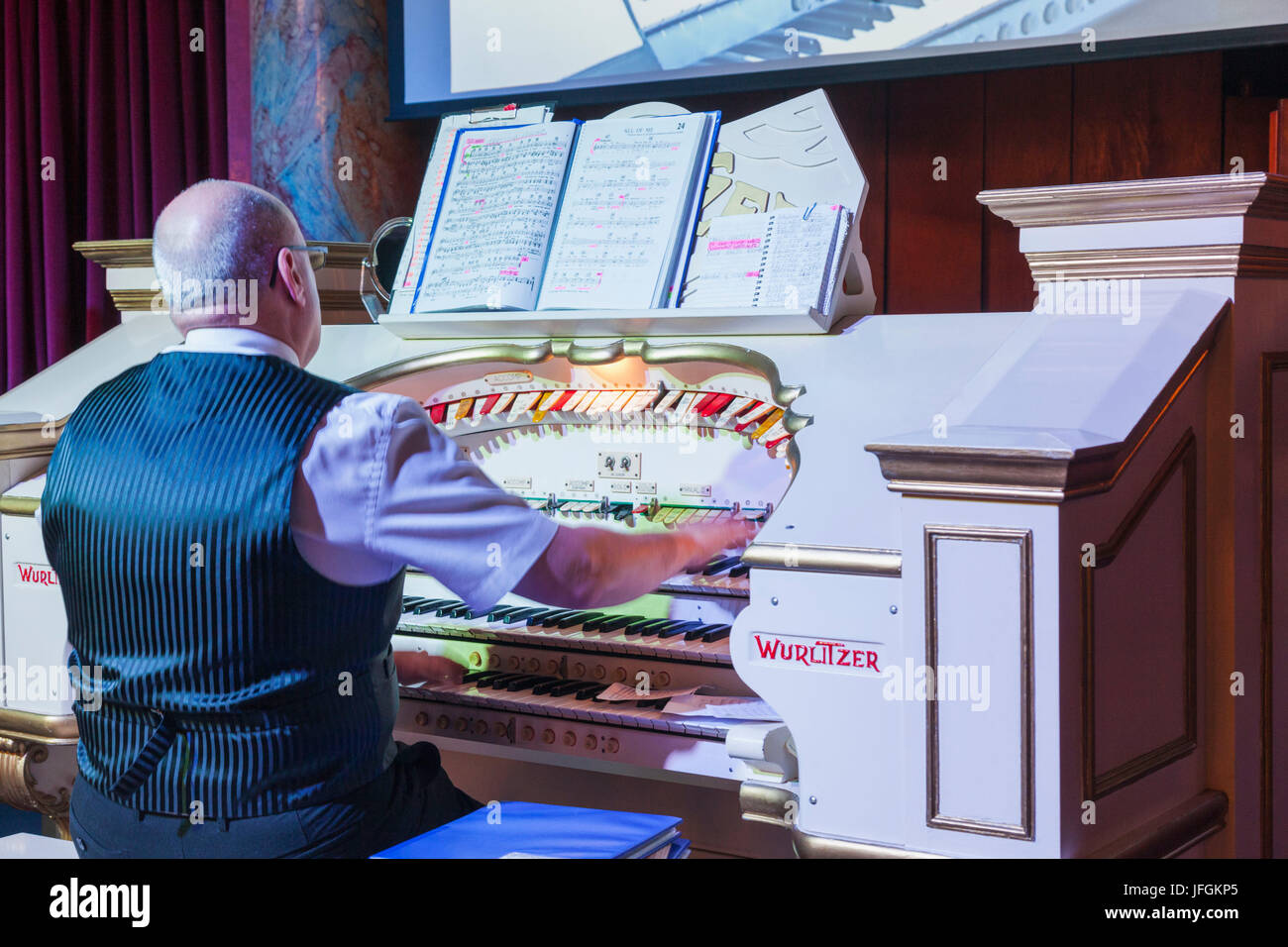 L'Angleterre, dans le Yorkshire, Fiely, la Collection de Scarborough Fair, organiste à l'orgue Wurlitzer Vintage Banque D'Images