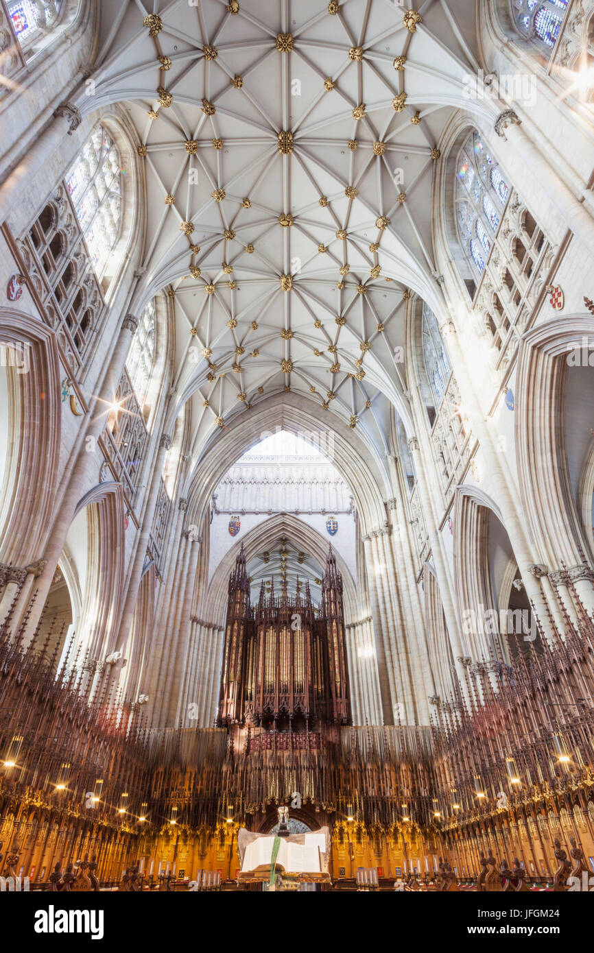 L'Angleterre, dans le Yorkshire, York, York Minster, vue intérieure Banque D'Images