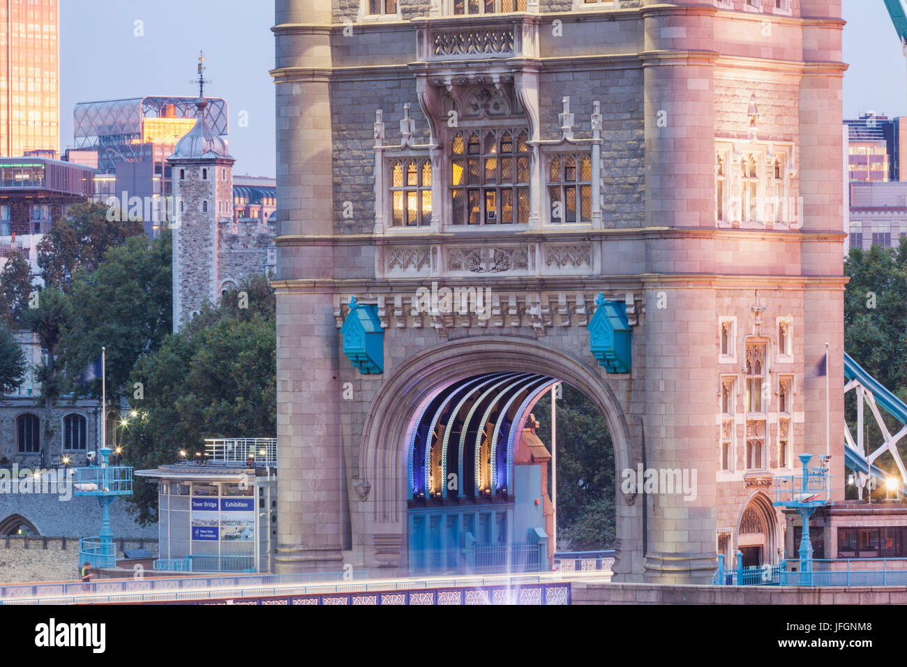 L'Angleterre, Londres, Tower Bridge et la Tour de Londres Banque D'Images