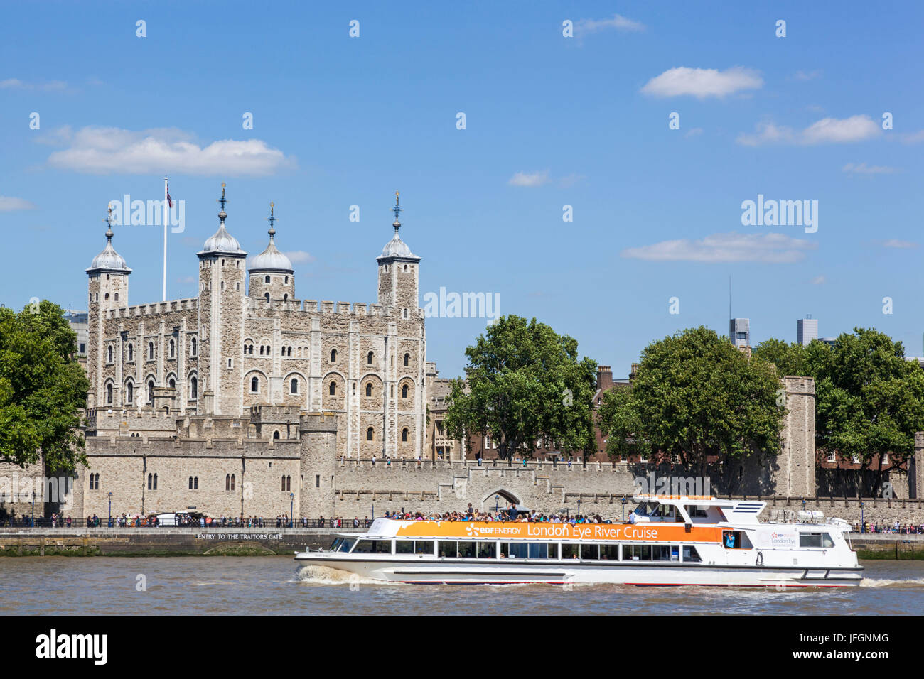 L'Angleterre, Londres, Tour de Londres et Croisière sur la Tamise Voile Banque D'Images