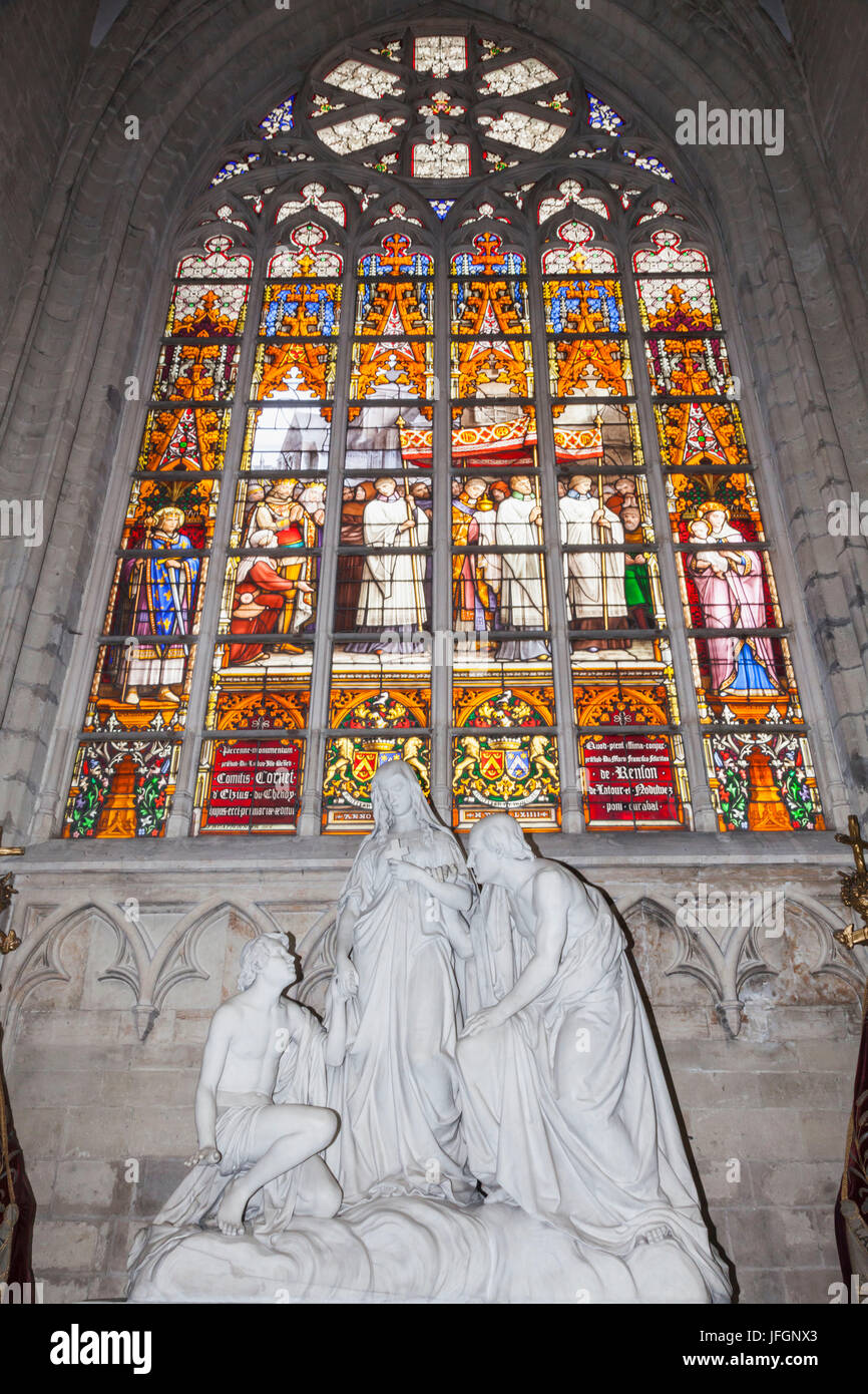 Belgique, Bruxelles, cathédrale Saint Michel et Gudule, Vitrail Banque D'Images