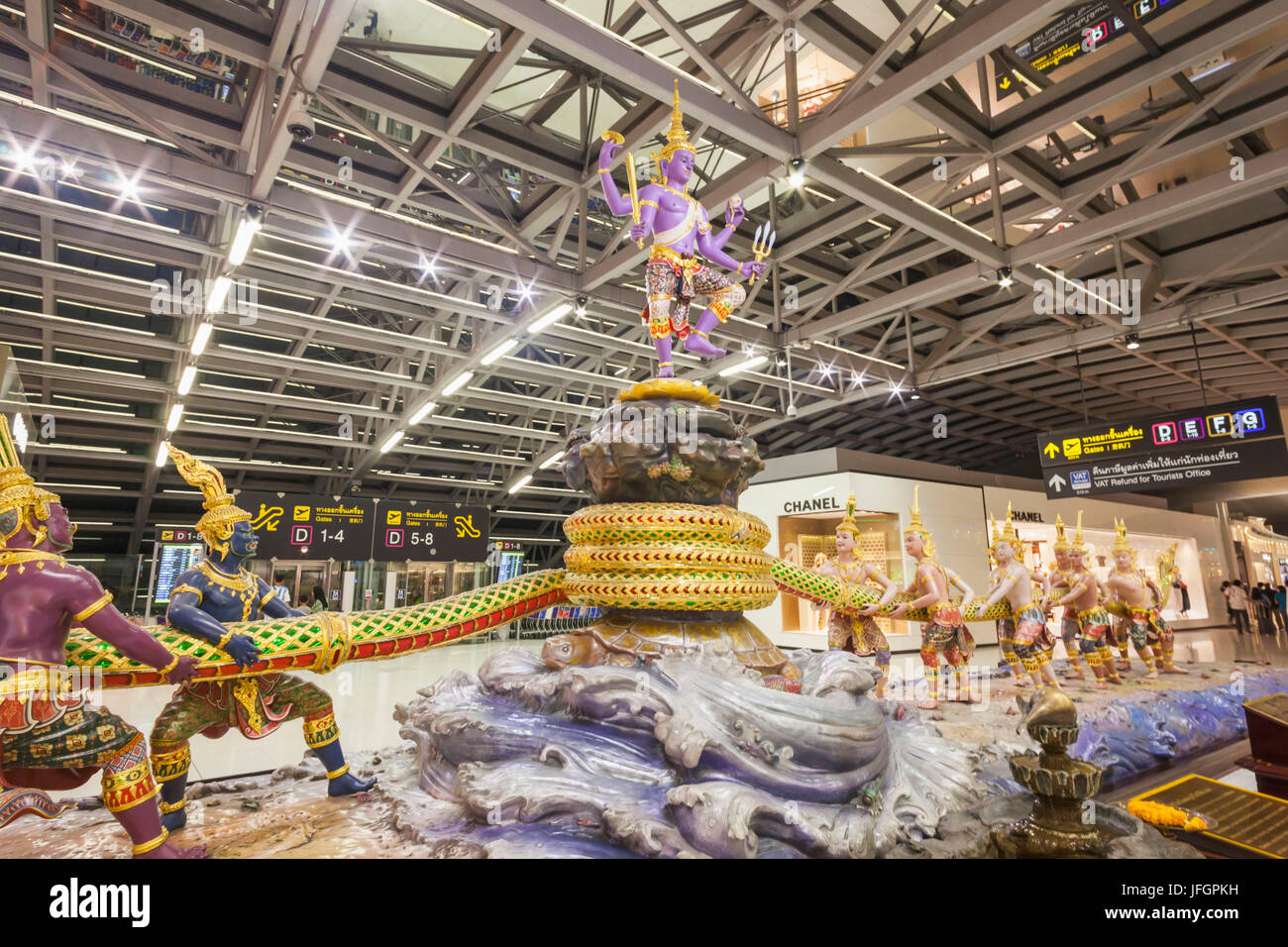 Thaïlande, Bangkok, Suvarnabhumi Airport, zone de départ de l'aire publique Banque D'Images