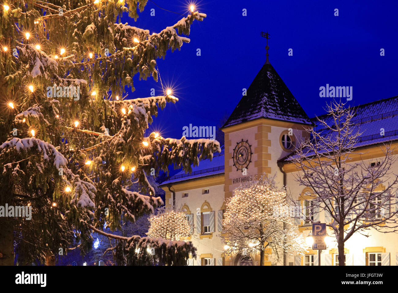 Allemagne, Berlin, contreforts des Alpes, le pays, le district de Tölzer conseil loup-house, city hall, Schongau Banque D'Images