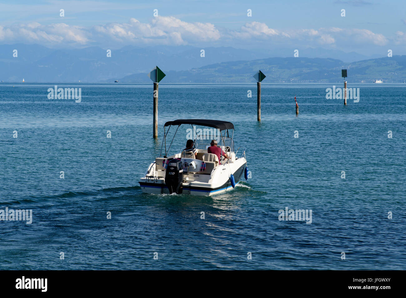 Immenstaad, bateau à moteur, le lac de Constance, Baden-Wurttemberg, Allemagne Banque D'Images