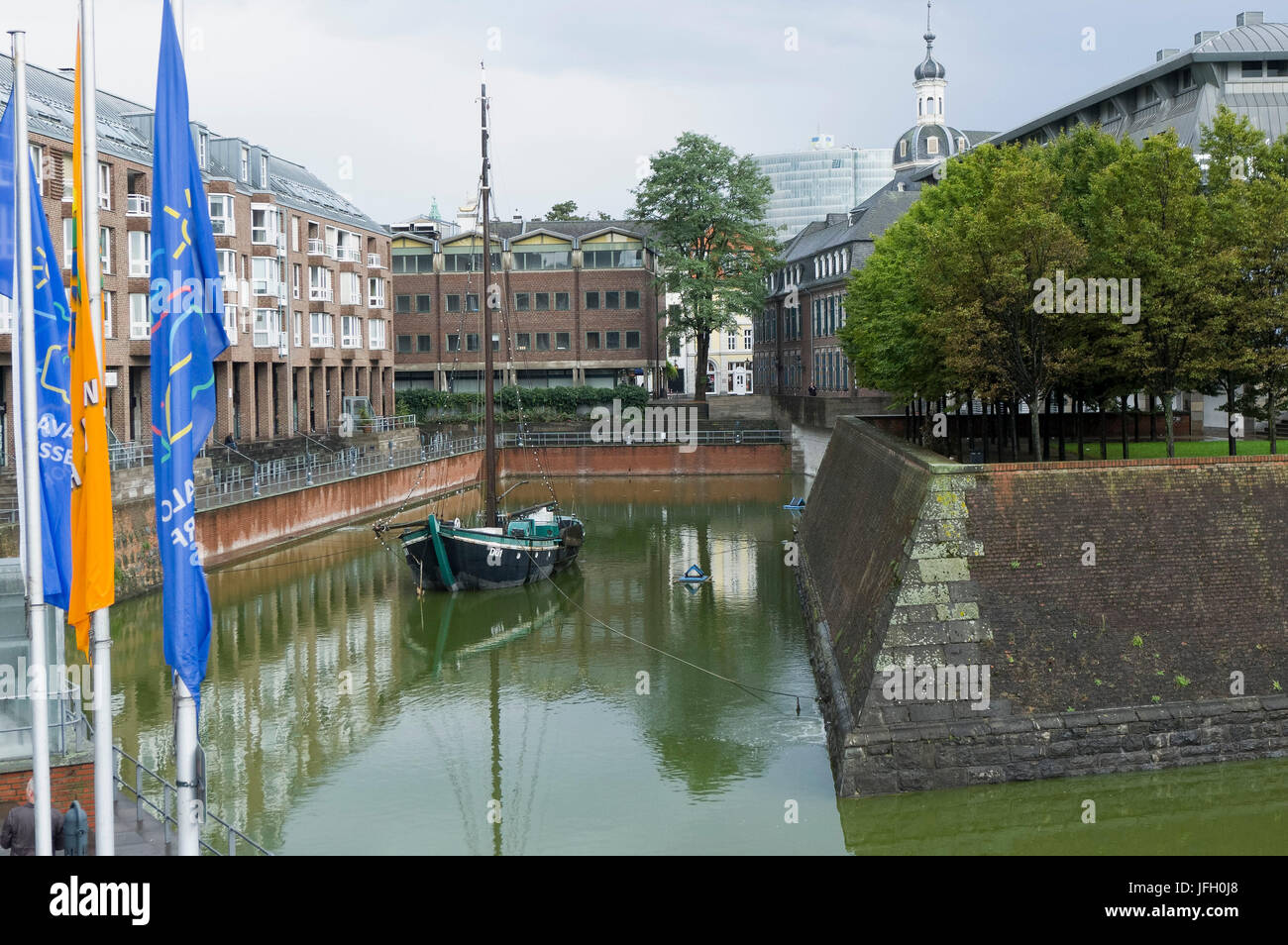Vieux Port, Vieille Ville, Düsseldorf, Rhénanie du Nord-Westphalie, Allemagne Banque D'Images Vieux Port, Vieille Ville, Düsseldorf, Rhénanie du Nord-Westphalie, Allemagne Banque D'Images