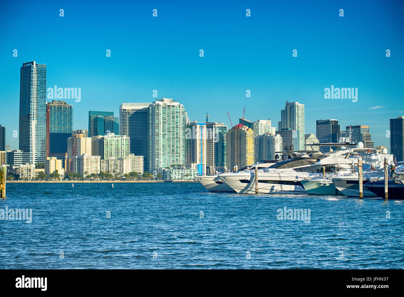 Miami Florida City skyline matin avec ciel bleu Banque D'Images