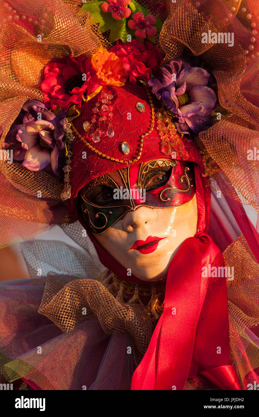 Venise, Vénétie, Italie, un masque traditionnel au Carnaval de Venise, l'une des plus anciennes du monde Carnival Banque D'Images