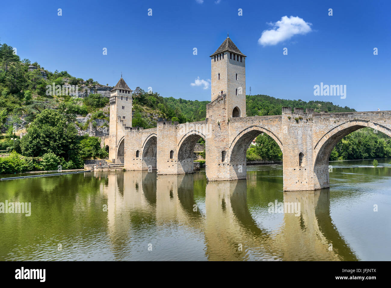 Pont Valentre à Cahors sur la Vallée du Lot Banque D'Images