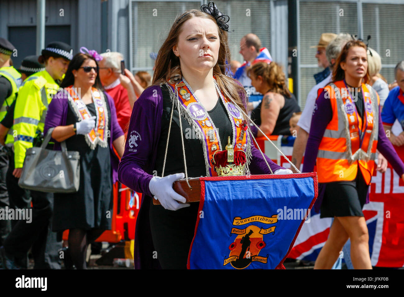 Glasgow, Ecosse, Royaume-Uni. 1er juillet 2017. Plus de 6 000 membres de la Loyal Orange Lodge de toute l'Écosse, Angleterre, Pays de Galles et en Irlande du Nord, y compris les bandes flûte et sympathisants ont défilé dans le centre-ville de Glasgow pour célébrer l'anniversaire de la bataille de la Boyne en 1690 et la défaite des protestants de l'armée catholique en Irlande du Nord. Credit : Findlay/Alamy Live News Banque D'Images