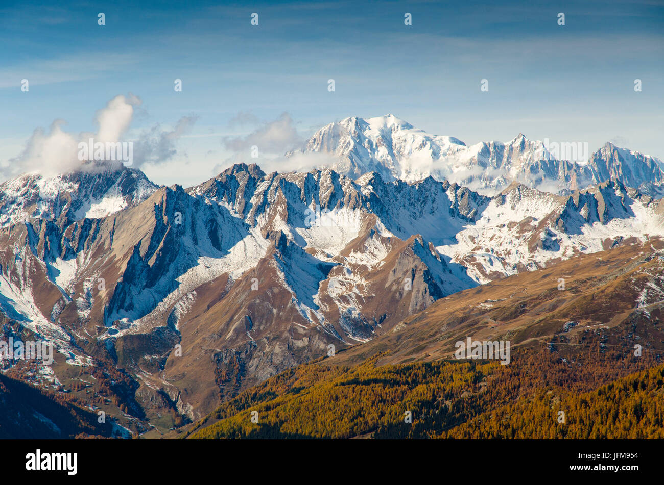 Vue sur le Mont Blanc (Gran San Bernardo, la vallée d'aoste, Italie) Banque D'Images