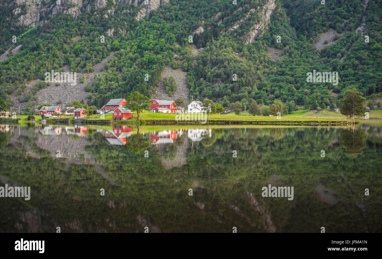 Maisons colorées près de Bergen, Norvège Ville Banque D'Images