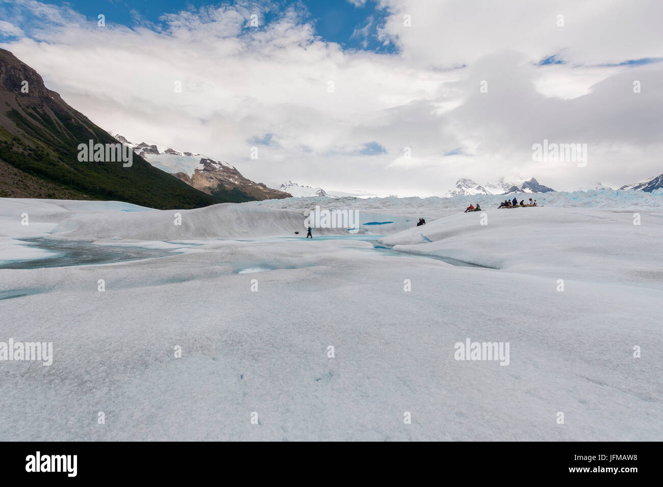 L'Argentine, Patagonie, El Calafate, le Parc National Los Glaciares, marcher sur le glacier Perito Moreno Banque D'Images