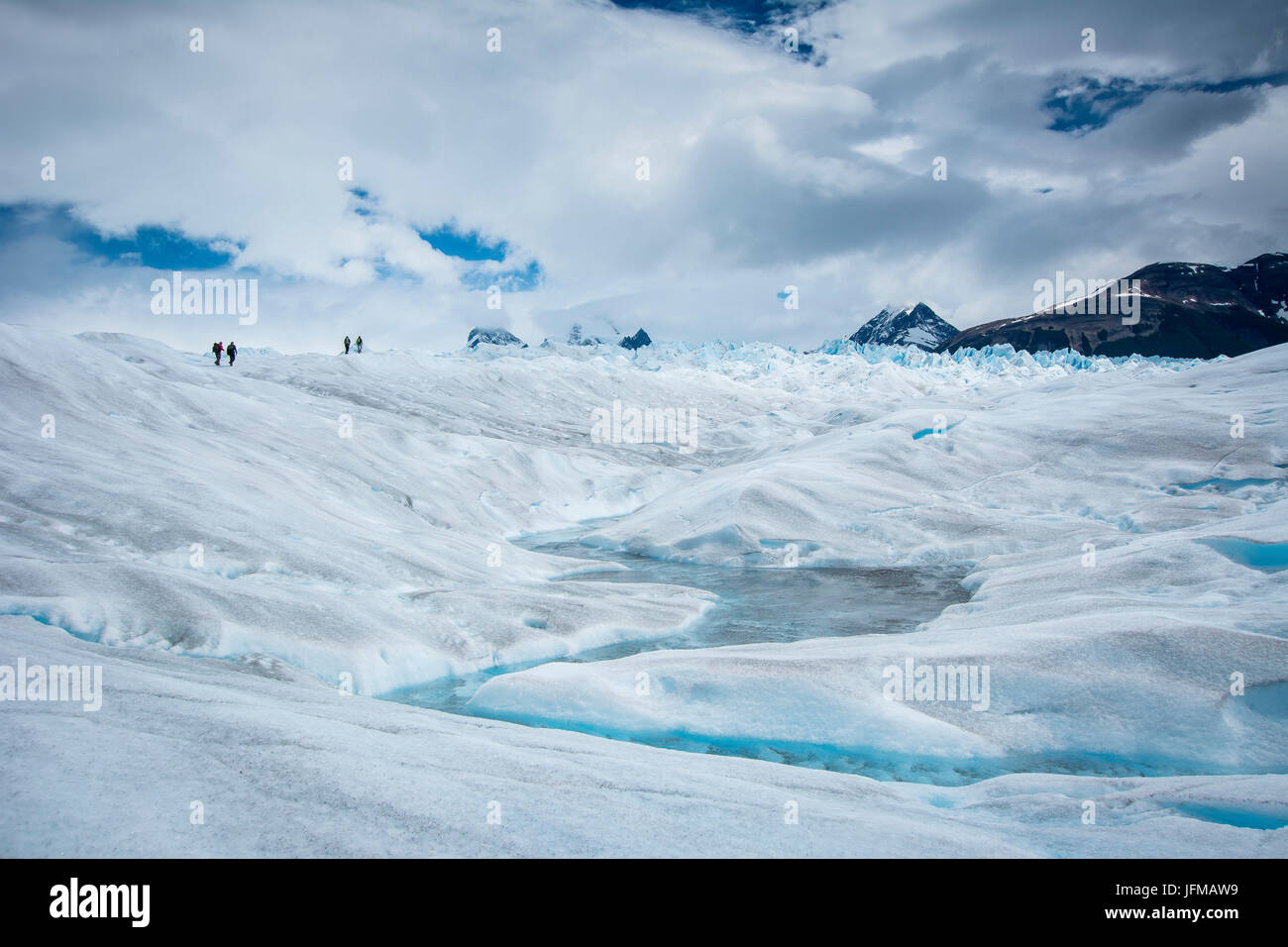 L'Argentine, Patagonie, El Calafate, le Parc National Los Glaciares, marcher sur le glacier Perito Moreno Banque D'Images