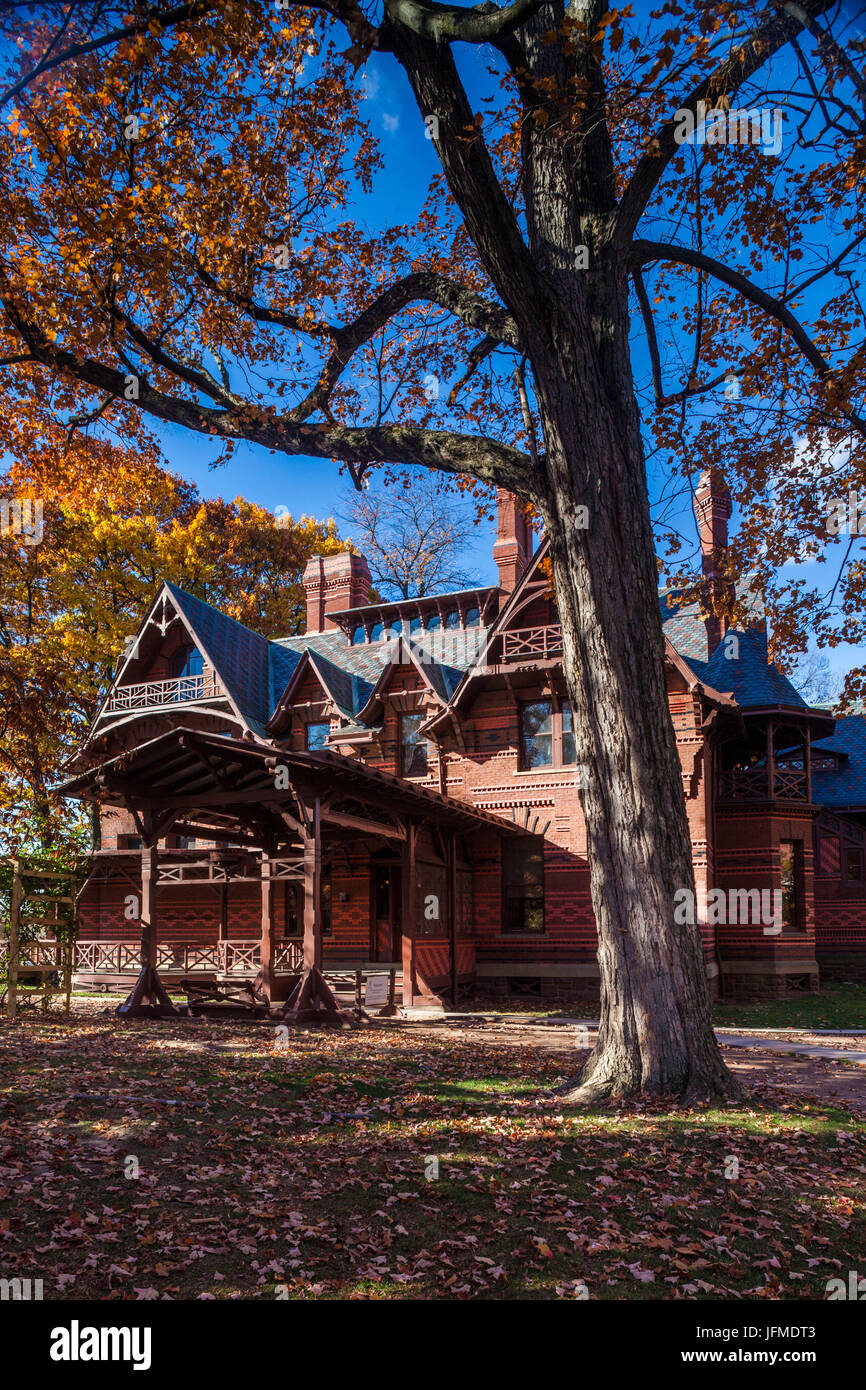 USA, New York, Hartford, Mark Twain House, ancienne résidence du célèbre écrivain américain Mark Twain, automne Banque D'Images USA, New York, Hartford, Mark Twain House, ancienne résidence du célèbre écrivain américain Mark Twain, automne Banque D'Images