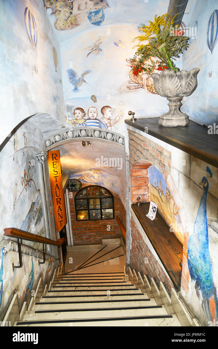 Cracovie, Pologne - 1 septembre, 2016 . À l'intérieur du célèbre Restaurant Chimère, vieux bâtiment à Cracovie, Pologne. Banque D'Images