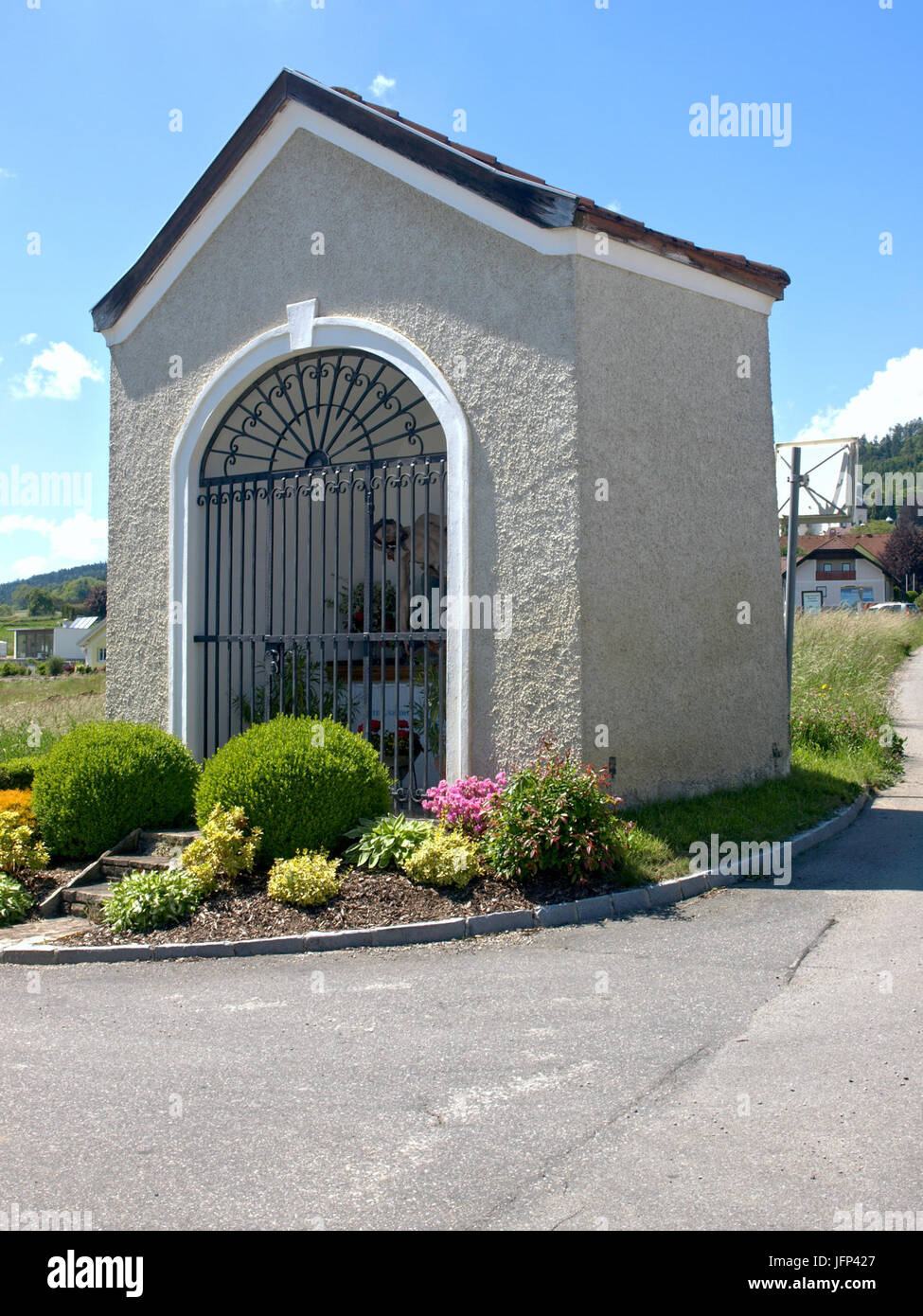 2013.05.28 - Artstetten-Pöbring Wegkapelle - Pietà - mit 03 Banque D'Images
