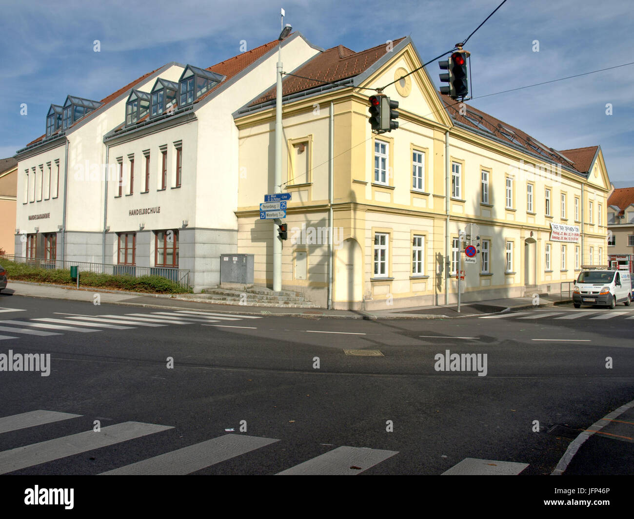 2013.10.21 - Ybbs an der Donau - Schule, ehem. Bad Vöslau - 01 Banque D'Images