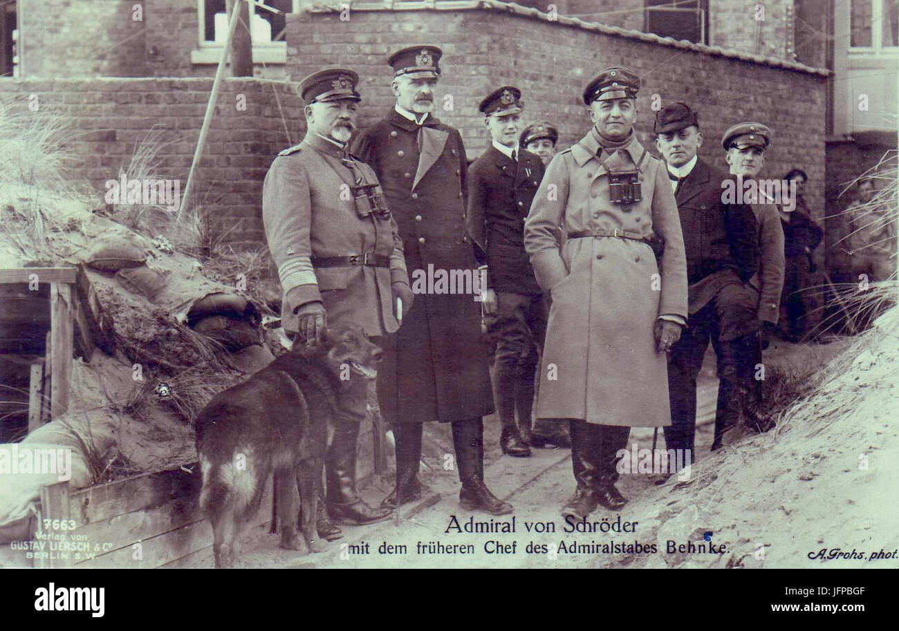 L'amiral von Schröder Adolf Grohs mit dem früheren Chef des Admiralstabes Behnke, Gustav Liersch & Co. 7663 Bildseite v.l. Fritz und Paul Behncke, 2x unbekannt, l'amiral Ludwig Schröder, 2x unbekannt Banque D'Images