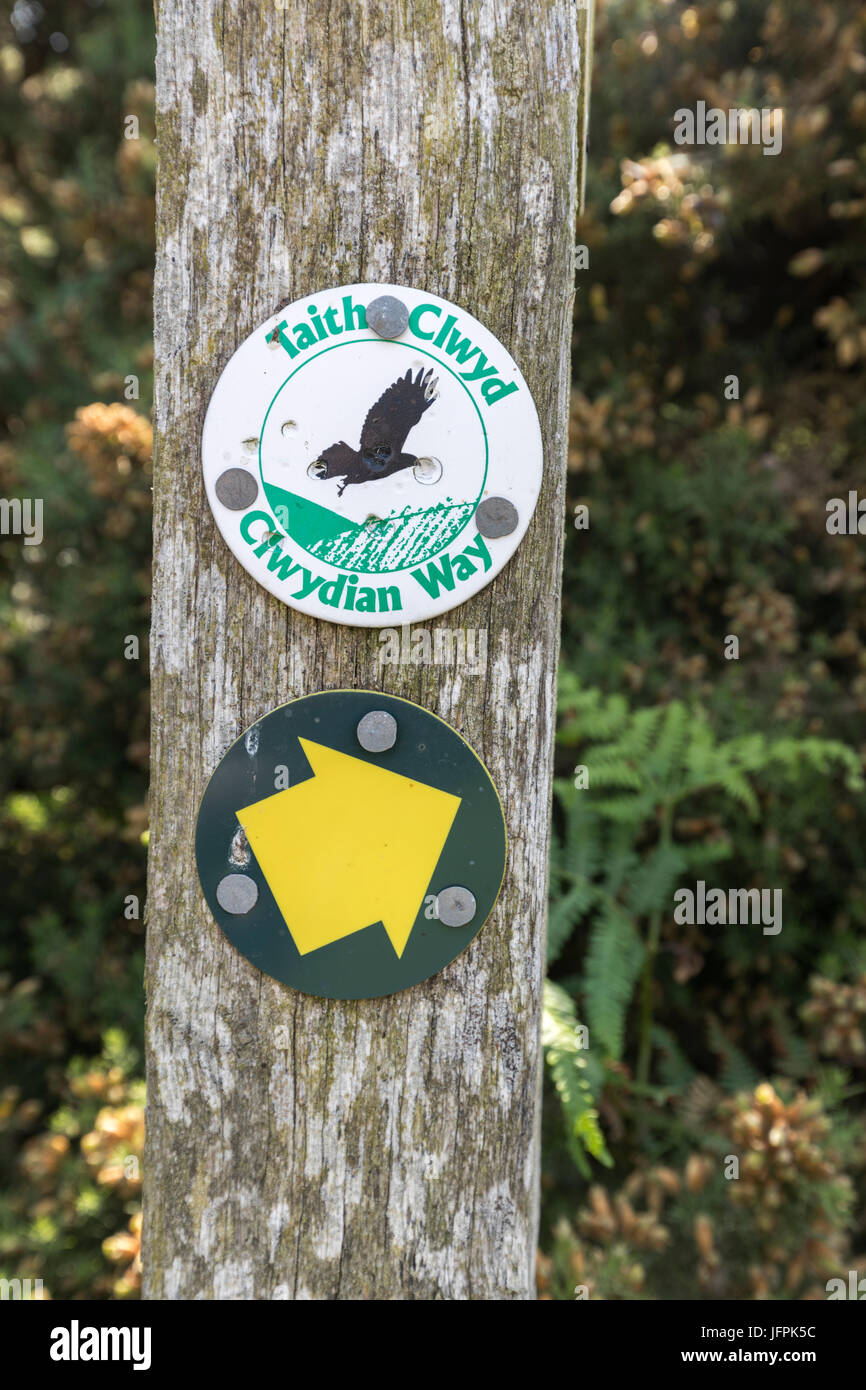 Clwydian signe ainsi sur sentier jusqu'Dinas Bran, Llangollen, Denbighshire, Wales, UK Banque D'Images