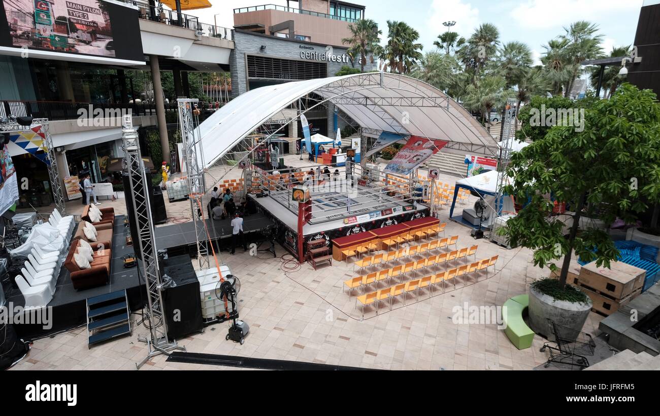 Le Muay Thai Muay Thai Art de huit membres quatre points sport de combat de boxe professionnelle mis en place à l'extérieur de la Thaïlande Chonburi Pattaya Banque D'Images