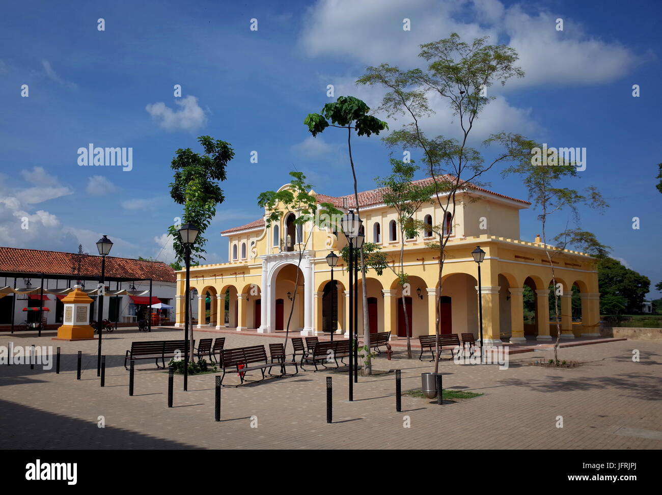 La place centrale de Mompox, Colombie Banque D'Images