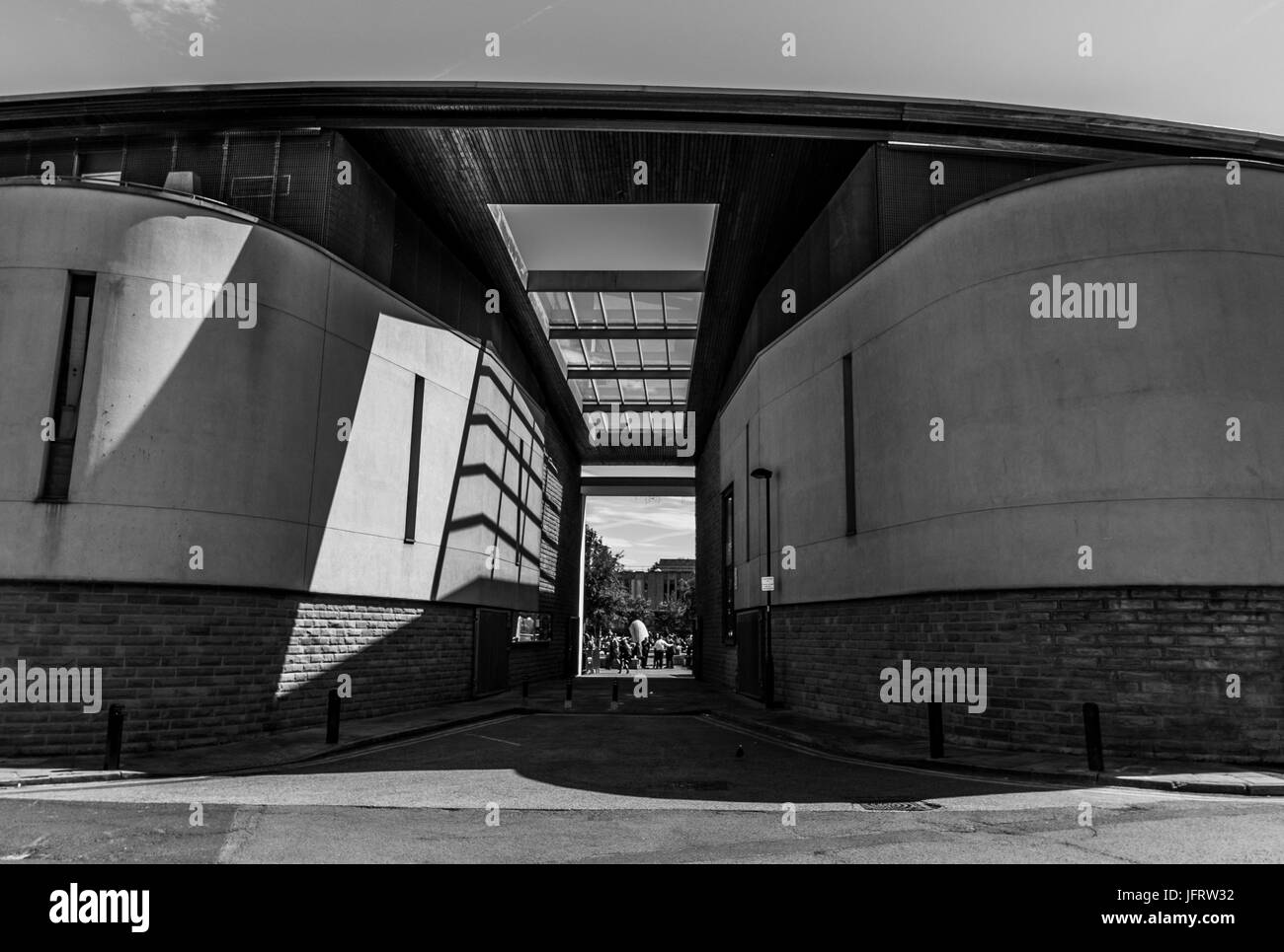 Belle journée ensoleillée à City Park, Bradford, West Yorkshire, Juillet 2017 Banque D'Images