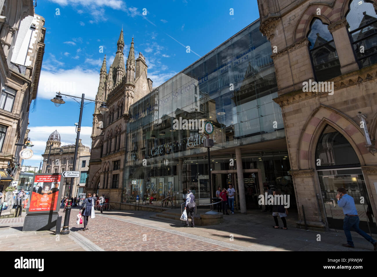 L'échange de laine ornée fabuleusement situé au cœur du centre-ville de Bradford, West Yorkshire, UK, maintenant la maison de Waterstone's book shop. Banque D'Images