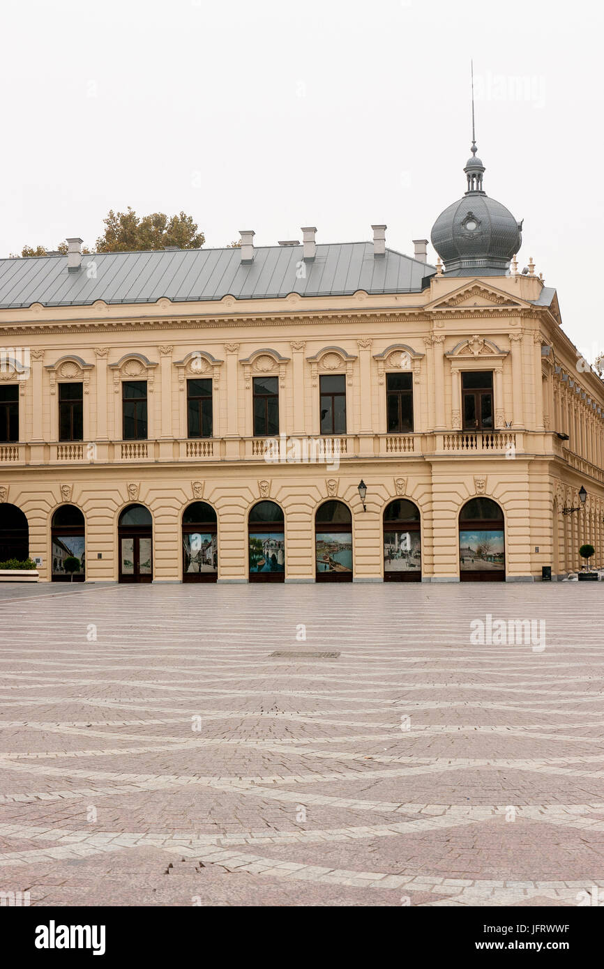 L'extérieur du hall, Vukovar, Croatie, entièrement restauré après la guerre serbo-croate en 1991 Banque D'Images