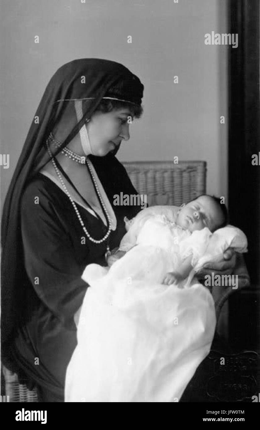 Alejandra de Grecia con su abuela Sofía de Prusia Banque D'Images