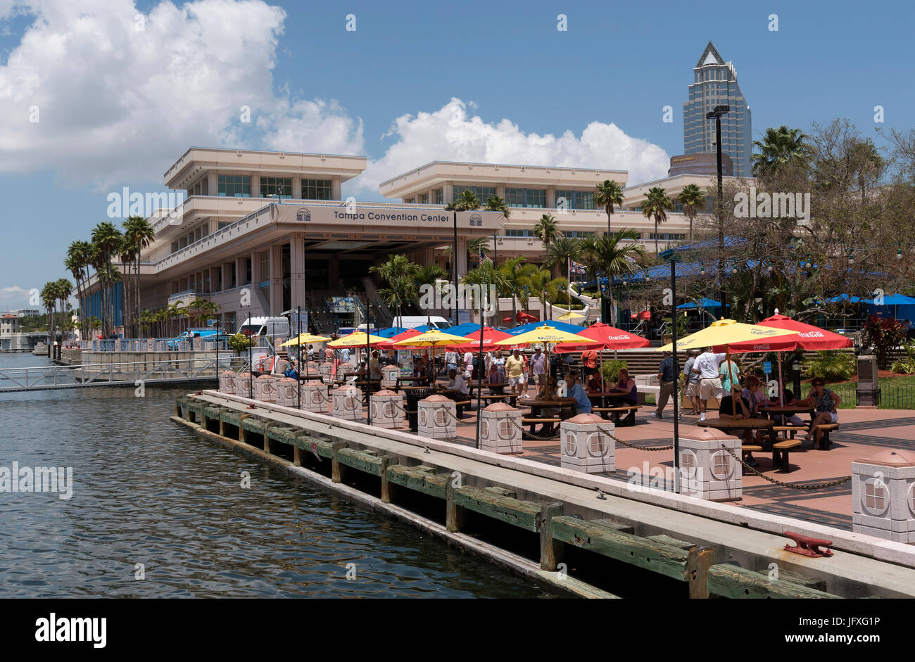 Tampa Bay waterfront, à proximité du centre des congrès au centre-ville de Tampa Fl USA Banque D'Images