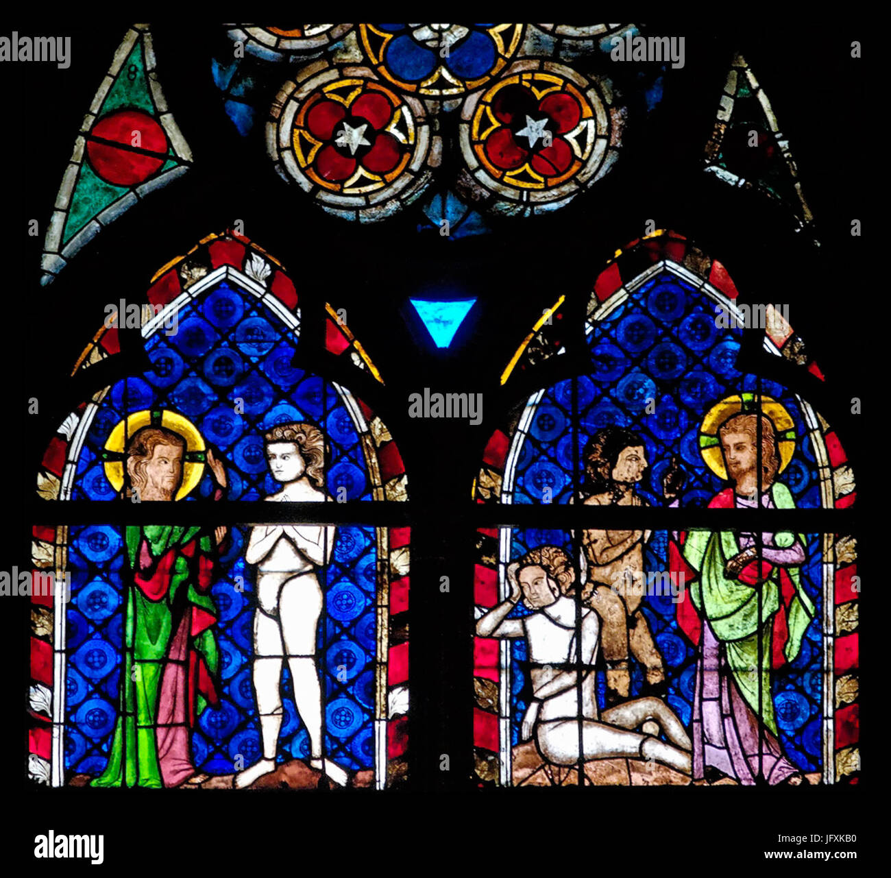 Création d'Adam et création d'Ève, vitrail gothique, cathédrale de Strasbourg Banque D'Images