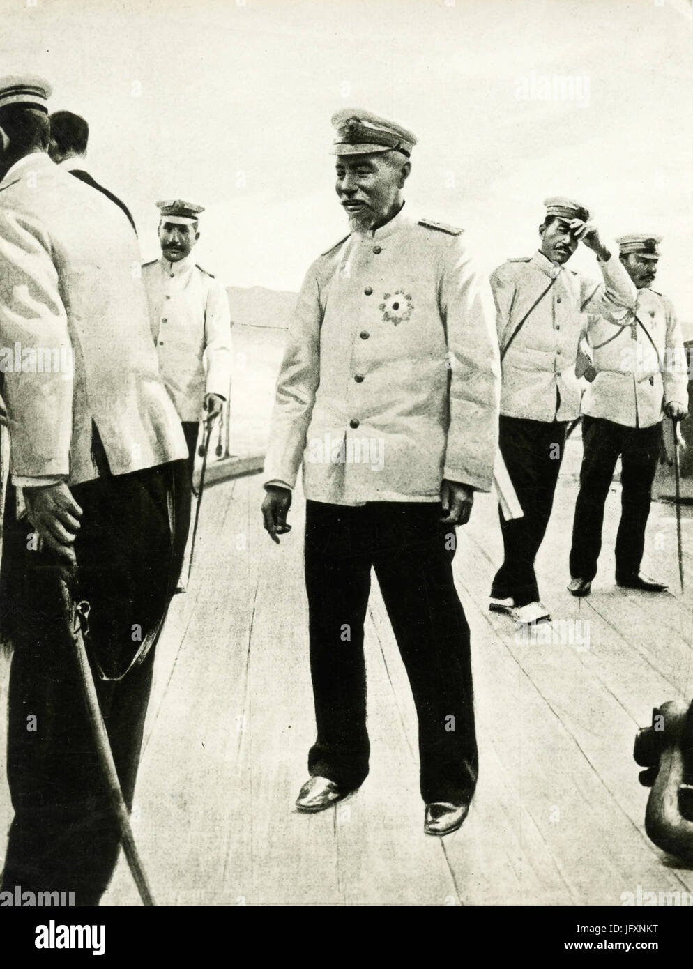 L'amiral Heihachirō Tōgō japonais à bord du cuirassé Mikasa, 1910 Banque D'Images