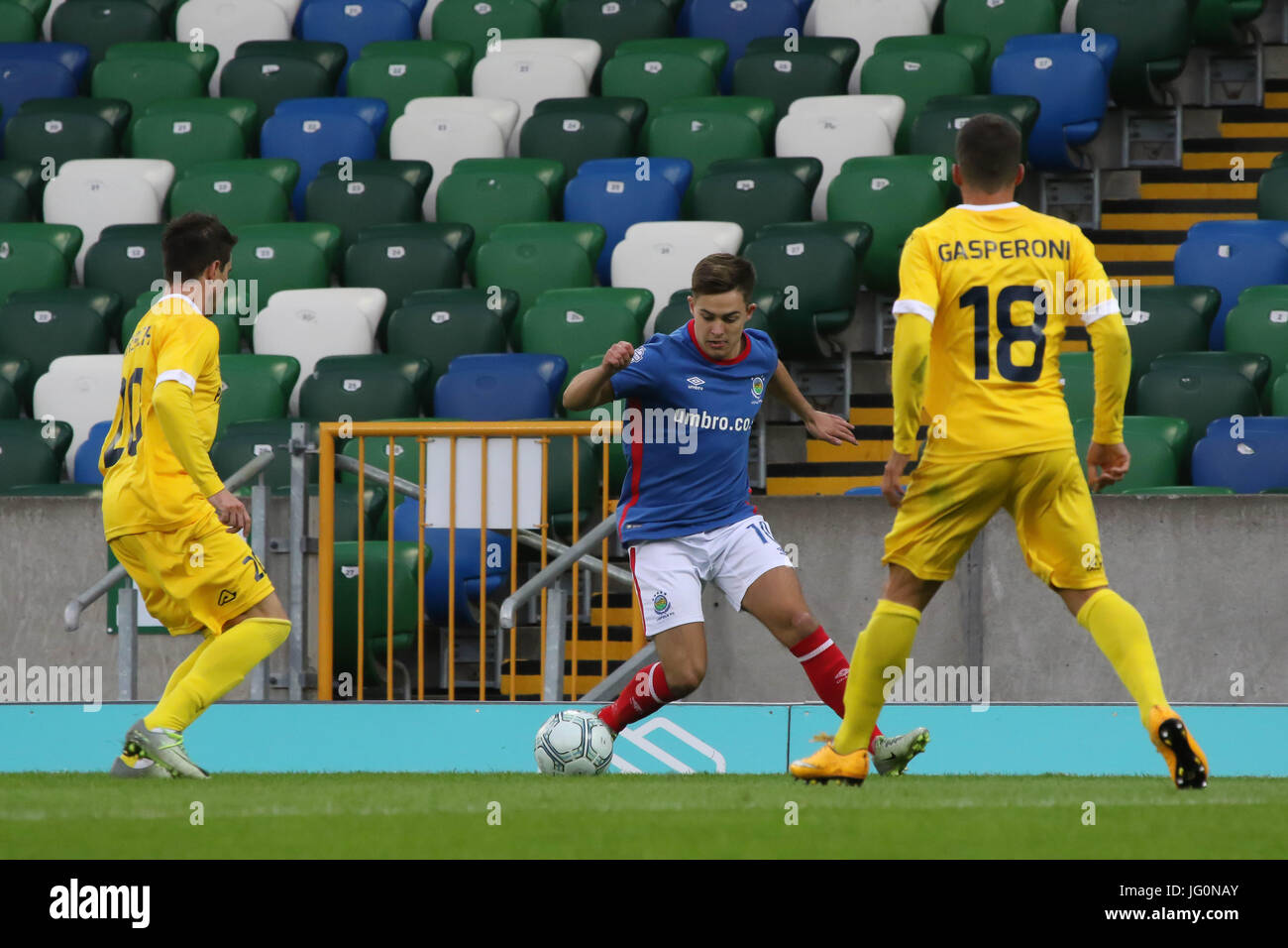 Jordan stewart linfield fc Banque de photographies et d’images à haute