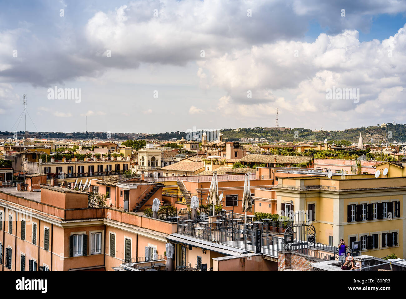 Rome, Italie - 18 août 2016 : Vue de Rome à partir de la Piazza della Trinita dei Monti un jour d'été ensoleillé. Banque D'Images