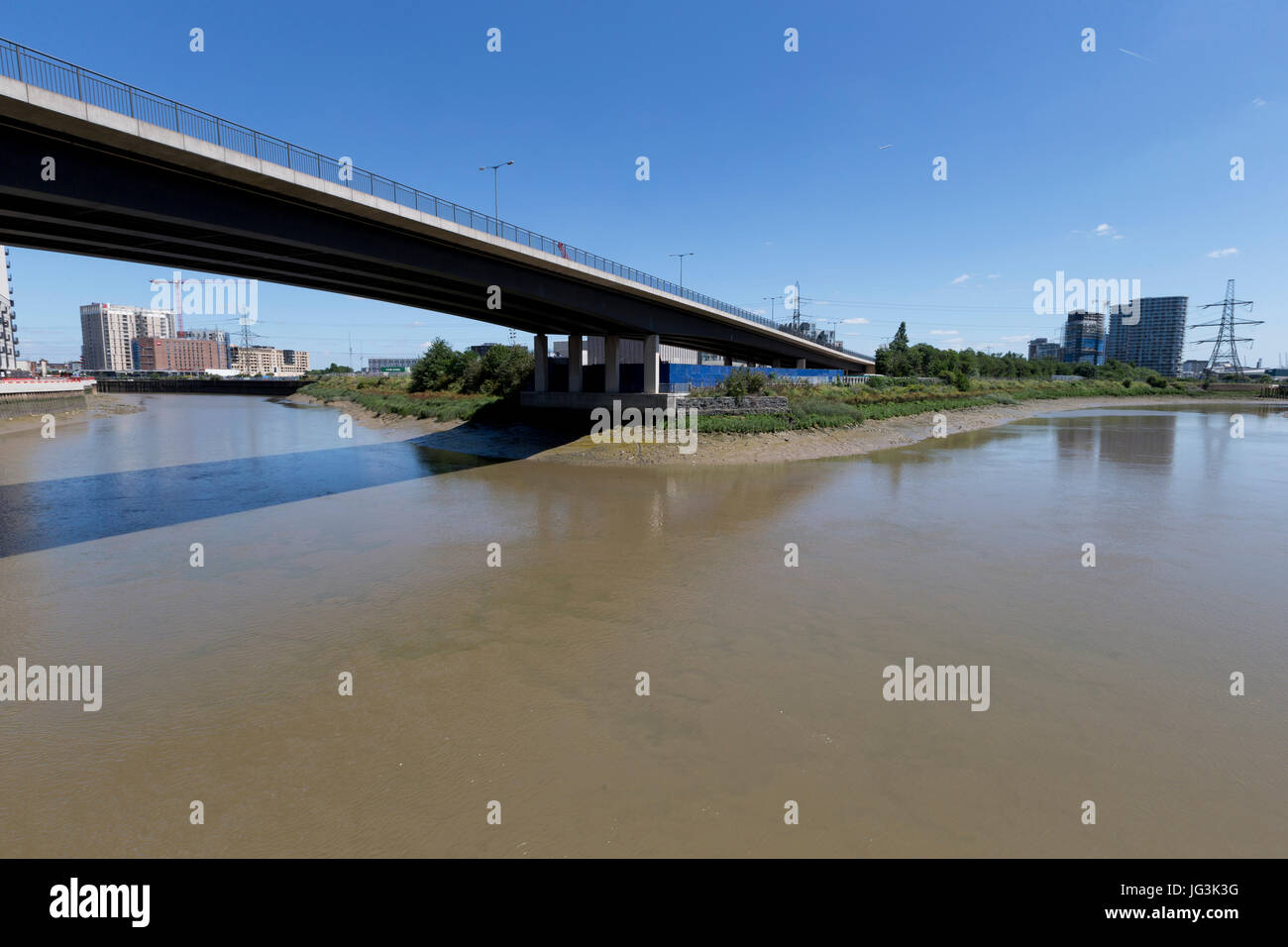 La Lower Lea Crossing Bridge (A1020), de Canning Town, Londres, UK Banque D'Images