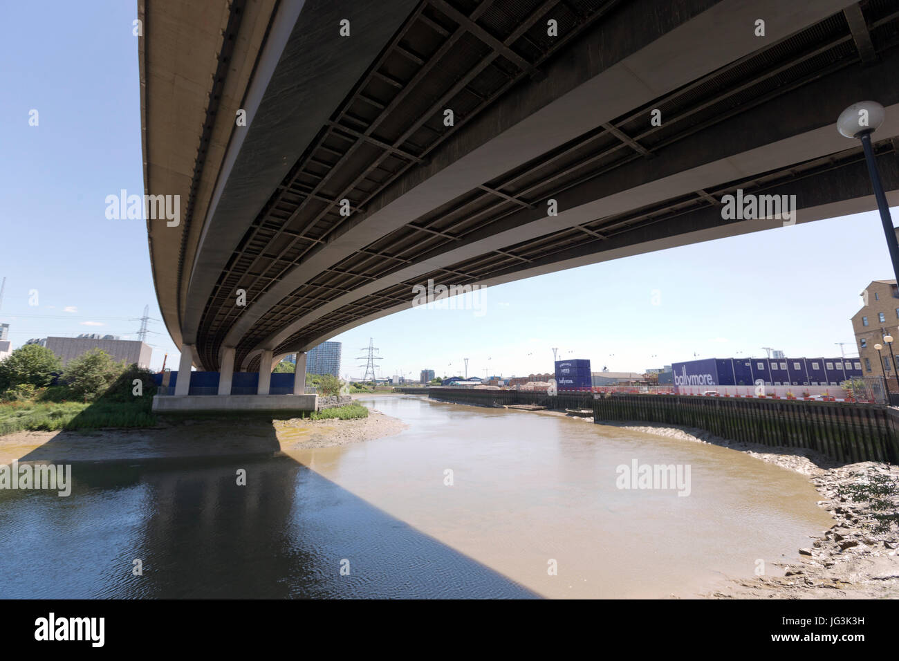 La Lower Lea Crossing Bridge (A1020), de Canning Town, Londres, UK Banque D'Images