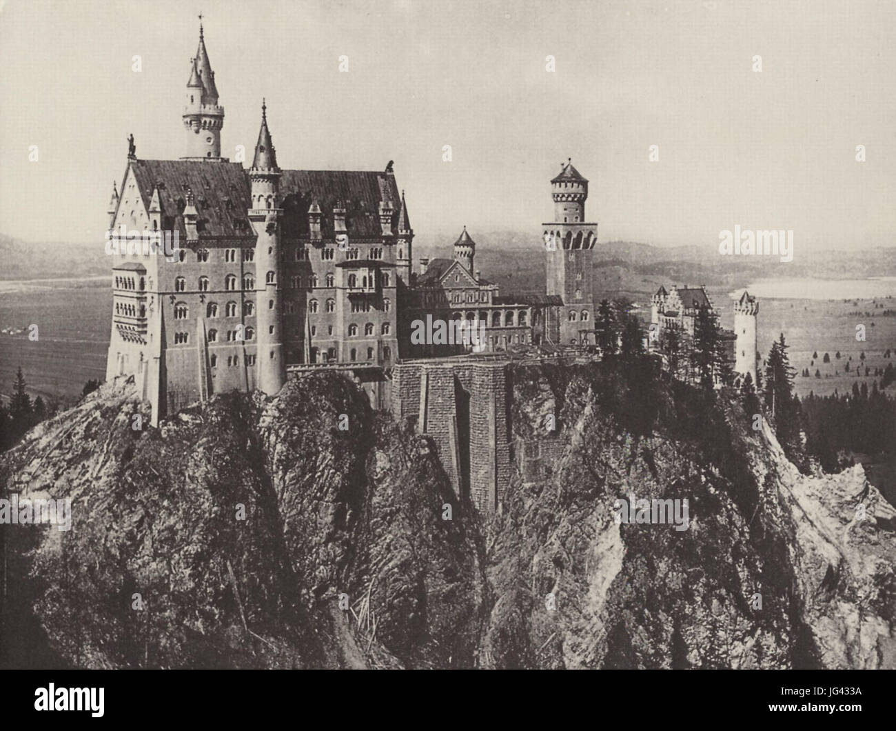 - Schloss Neuschwanstein nach vorläufiger Einrichtung für den Publikumsbesuch Banque D'Images