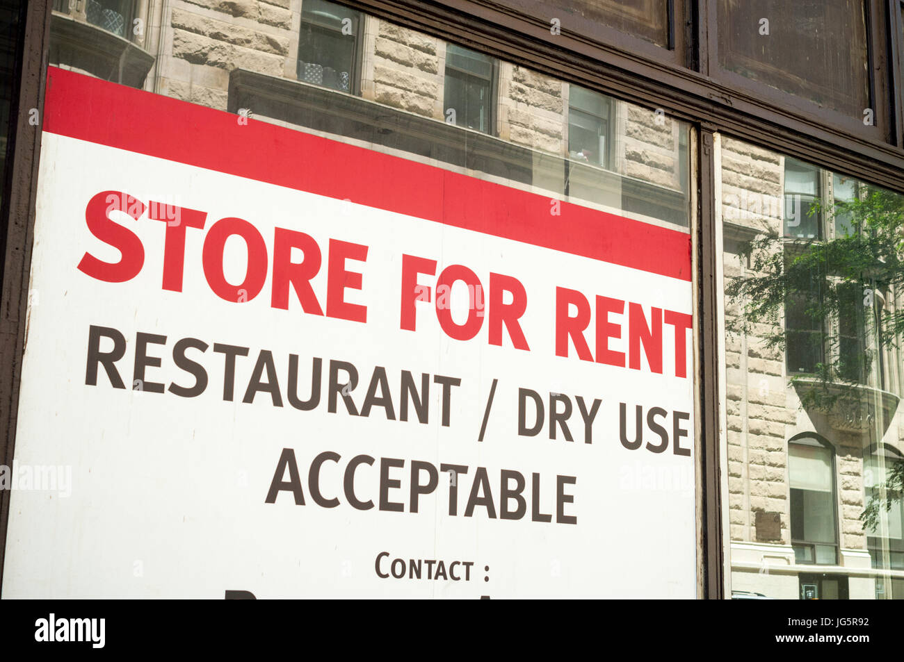 Une devanture vacants dans le quartier de Chelsea, New York le samedi, Juin 24, 2017. (© Richard B. Levine) Banque D'Images