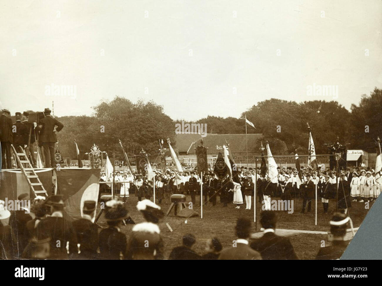Uit een foto-album a rencontré 57 visuels van de Tweede Nationale Sportdagen van 26 - F42568 - KNBLO Banque D'Images