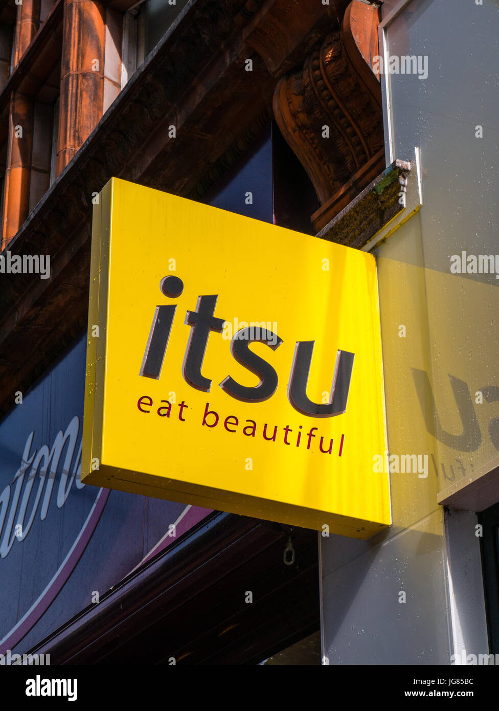 Itsu Fast Food, Reading, Berkshire, Angleterre Banque D'Images Itsu Fast Food, Reading, Berkshire, Angleterre Banque D'Images