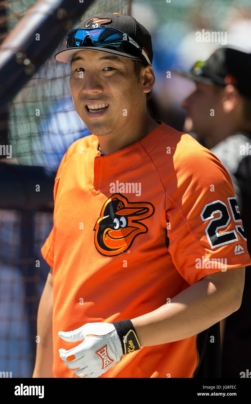 Milwaukee, WI, USA. 06Th Juillet, 2017. Le voltigeur des orioles de Baltimore, Hyun Soo Kim # 25 avant le match de la Ligue Majeure de Baseball entre les Milwaukee Brewers et les Orioles de Baltimore au Miller Park de Milwaukee, WI. John Fisher/CSM/Alamy Live News Banque D'Images