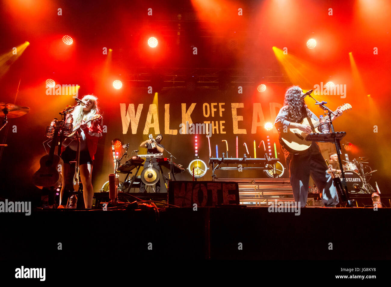 Montréal, Canada - 4 juillet 2017 : Walk Off The Earth sur scène lors du Festival International de Jazz de Montréal Photo : Marc Bruxelles/Alamy Live News Banque D'Images