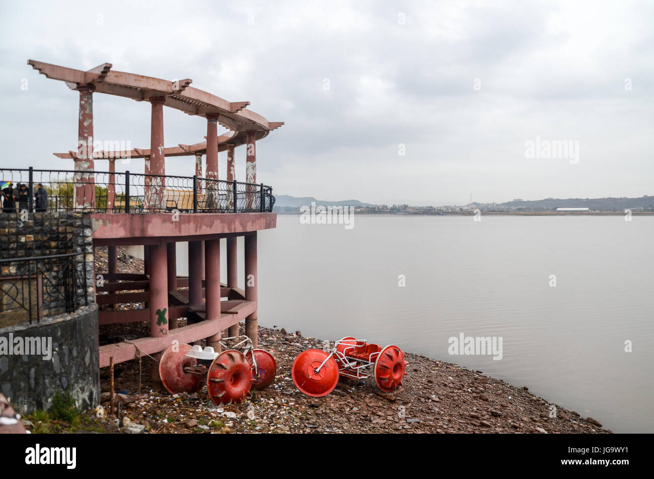 Vue sur le lac Rawal Park , Islamabad, Pakistan Banque D'Images