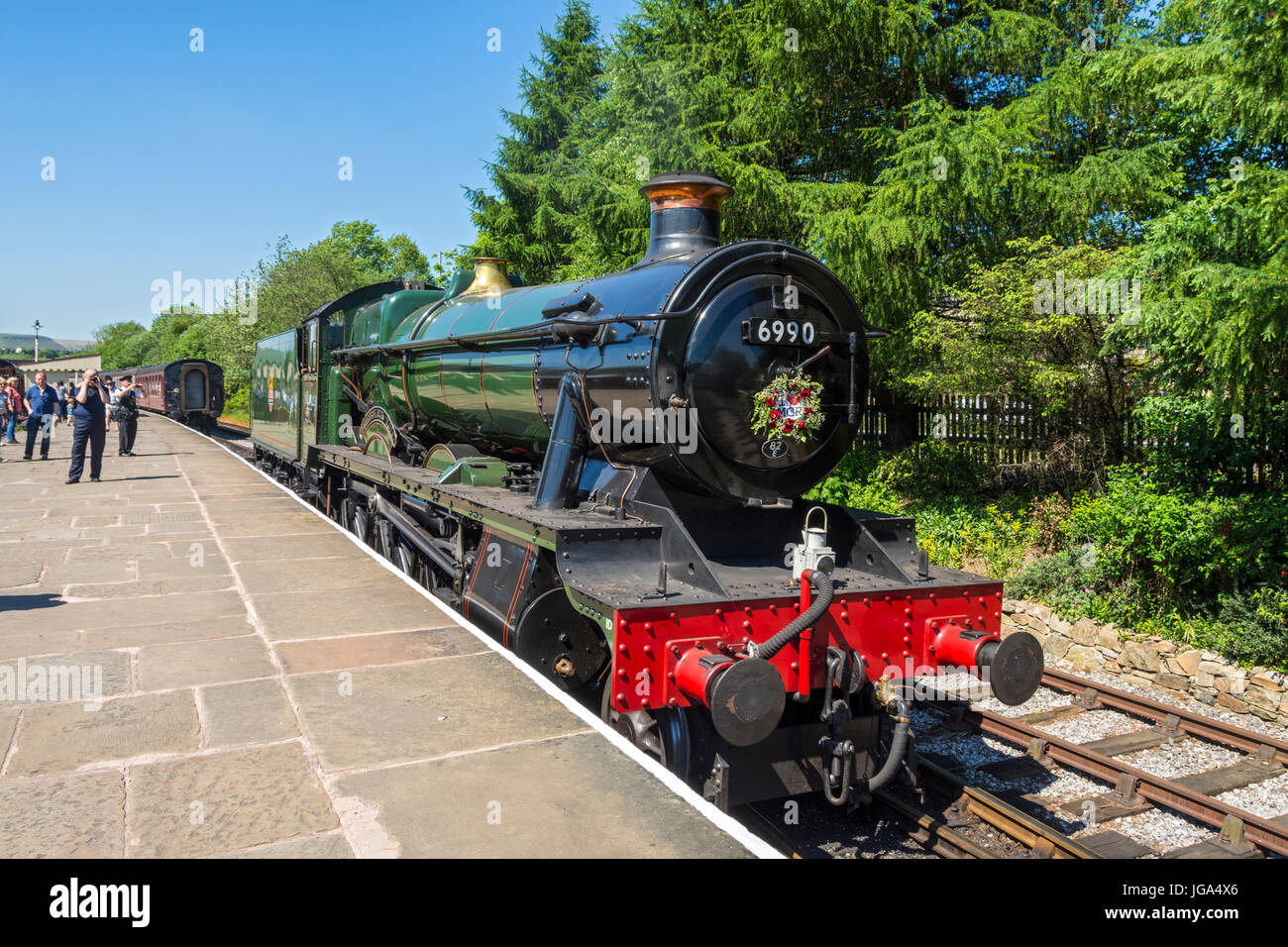 Great Western Railway (GWR) 6959 Class 4-6-0 locomotive à vapeur Rawtenstall, sur l'East Lancashire Rossendale, fer, Lancashire, Royaume-Uni. Banque D'Images