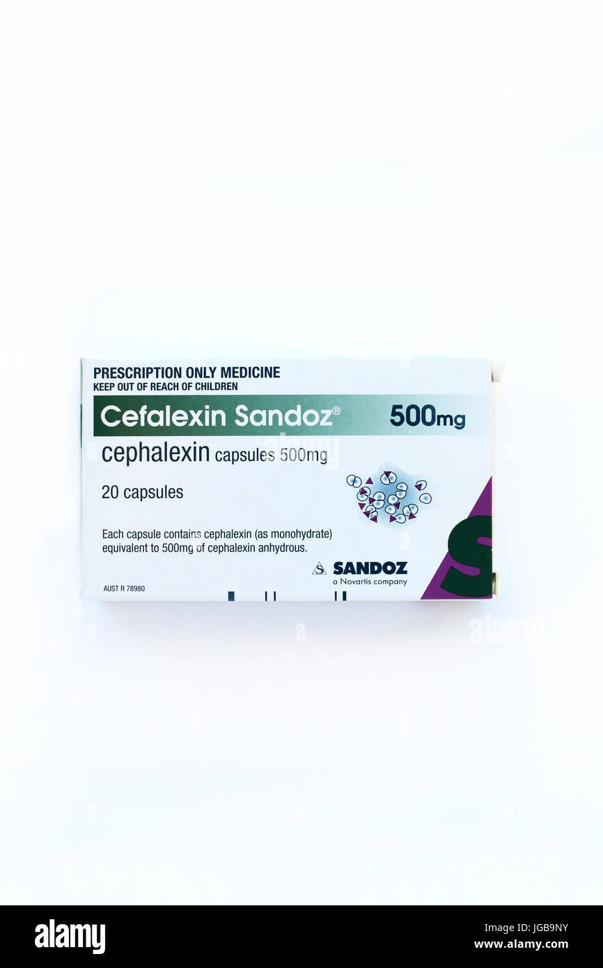 Cephalexin Sandoz isolés contre fond blanc Banque D'Images