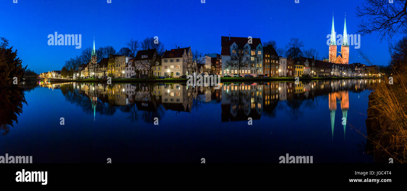 Obertrave, Lübeck, Schleswig-Holstein, Allemagne Banque D'Images