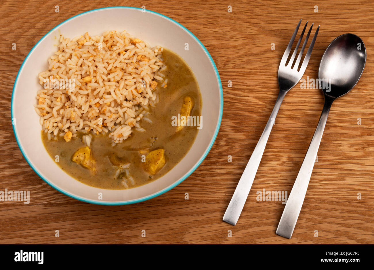 Chinois maison curry de poulet au riz frit à l'oeuf Banque D'Images