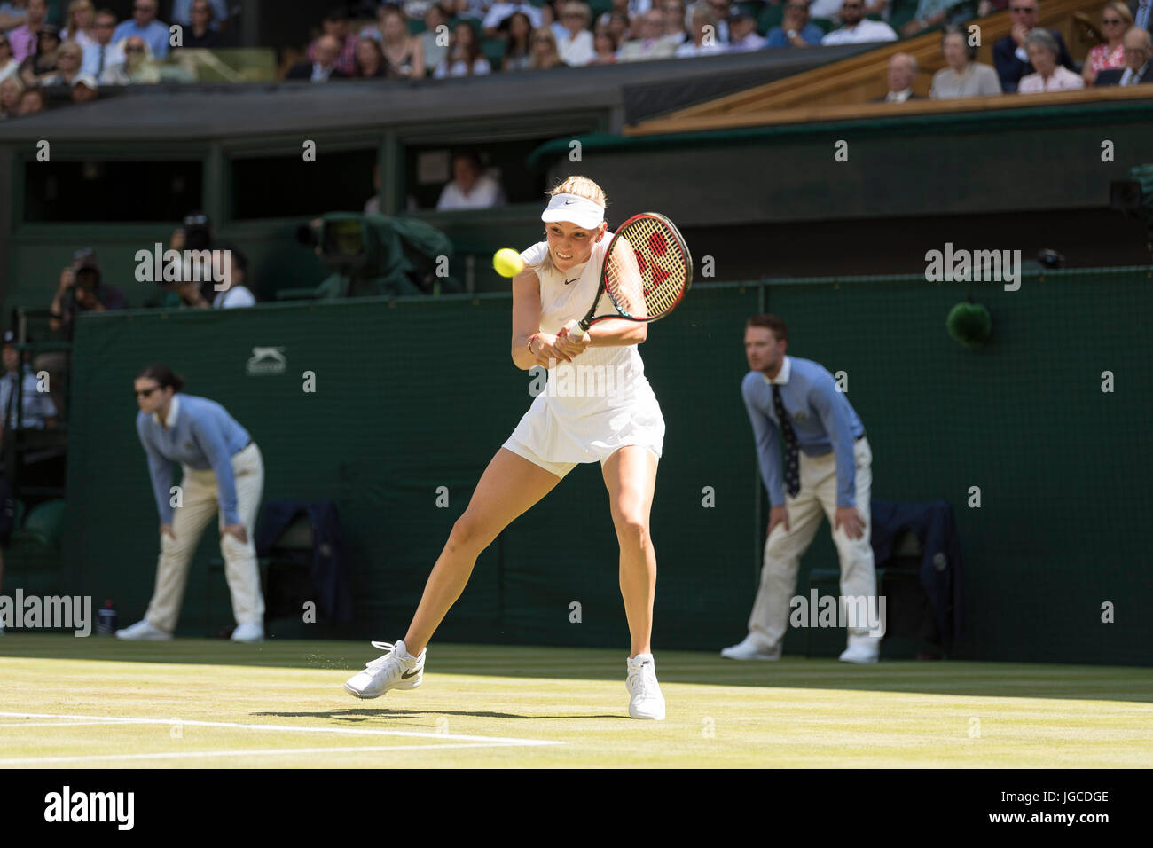 Londres, Royaume-Uni. 5 juillet, 2017. Les Championnats de tennis de Wimbledon 2017 tenue à l'ensemble, au Royaume-Uni. 05 juillet, 2017. Lawn Tennis et croquet Club, Londres, Angleterre, Royaume-Uni. Simple dames - DEUXIÈME TOUR Johanna Konta (GBR) [6] v Donna Vekic (CRO). Sur la photo :- Donna Vekic Crédit : Duncan Grove/Alamy Live News Banque D'Images