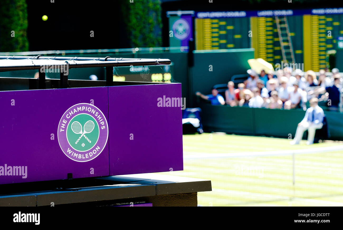 Londres, Royaume-Uni, 5 juillet 2017 : le logo de Wimbledon au jour 3 au tennis de Wimbledon 2017 au All England Lawn Tennis et croquet club à Londres. crédit : Frank molter/Alamy live news Banque D'Images