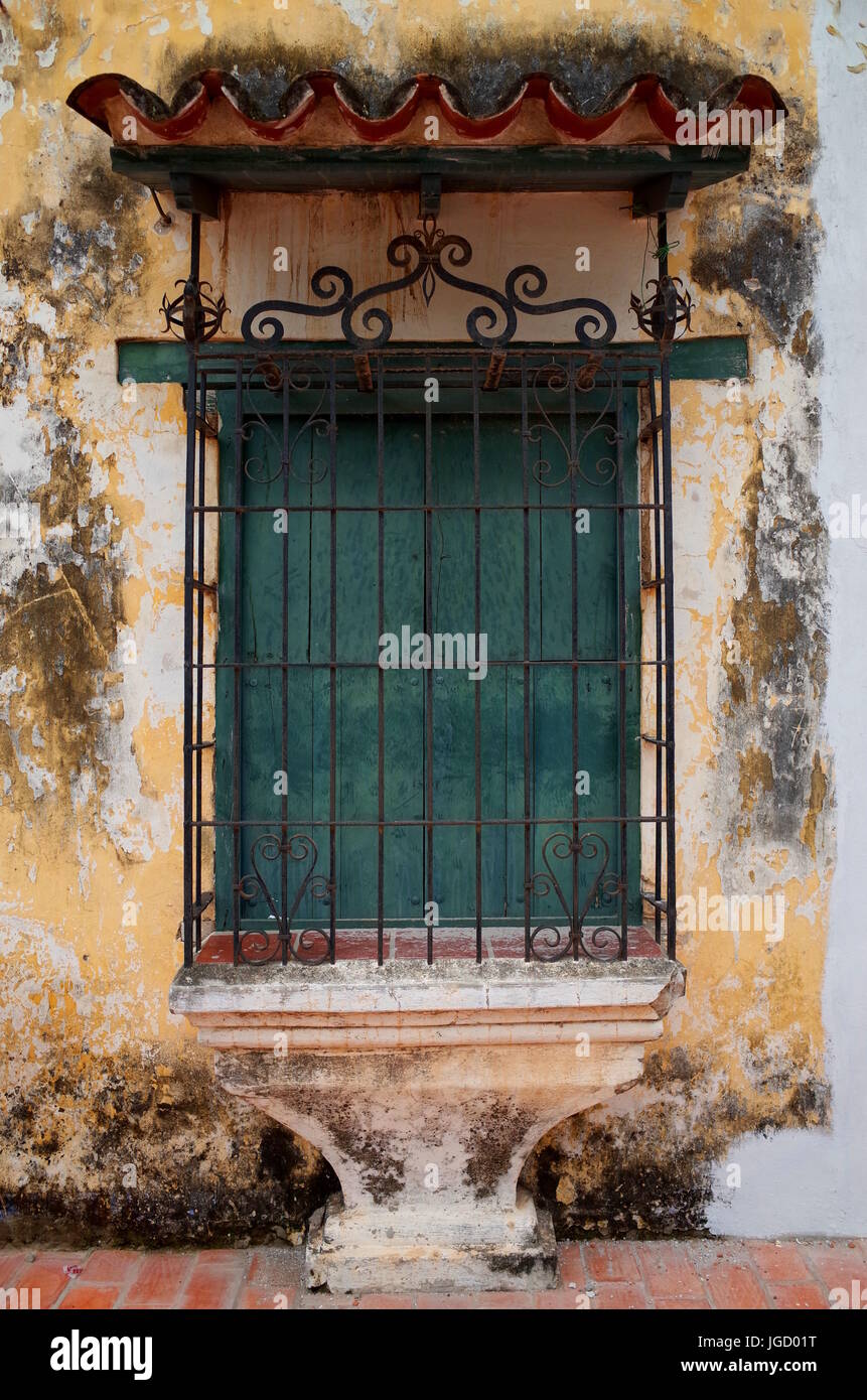 Fenêtres anciennes à Mompox, Colombie Banque D'Images